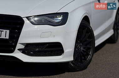Седан Audi S3 2015 в 