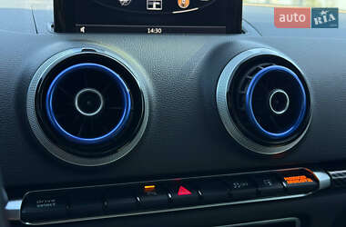Седан Audi S3 2015 в 