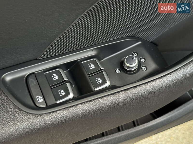 Седан Audi S3 2019 в Белой Церкви
