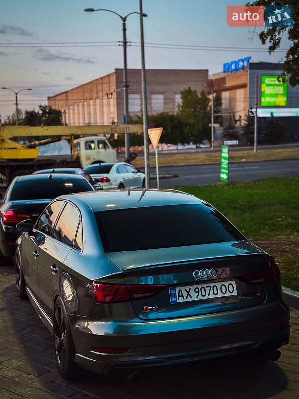 Седан Audi S3 2017 в Харкові