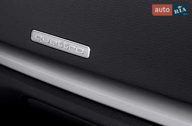 Седан Audi S3 2017 в 