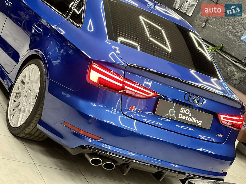 Седан Audi S3 2014 в Киеве
