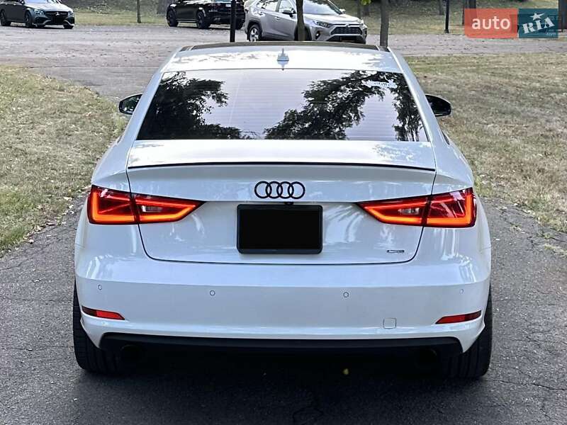 Седан Audi S3 2014 в Вінниці