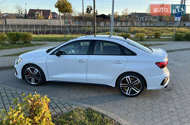 Седан Audi S3 2023 в Львове