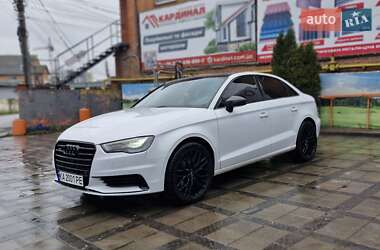 Седан Audi S3 2014 в Виннице
