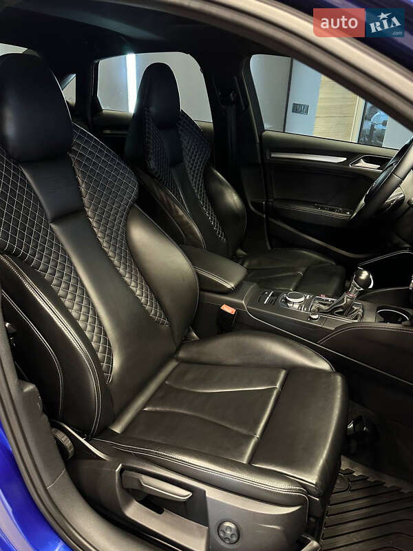 Седан Audi S3 2015 в Одесі