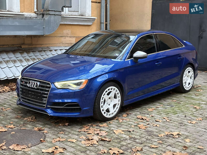 Седан Audi S3 2015 в Одесі