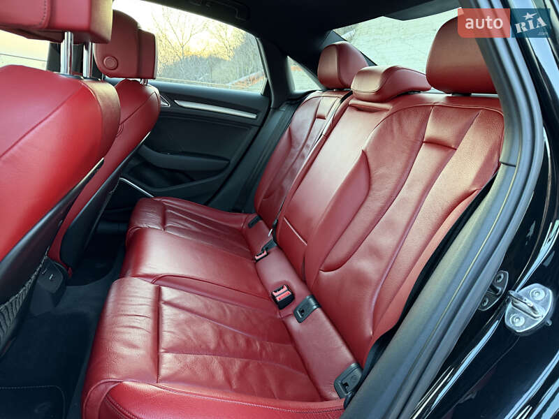 Седан Audi S3 2017 в Одессе