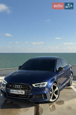Седан Audi S3 2019 в Одессе