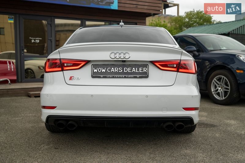 Седан Audi S3 2015 в Києві