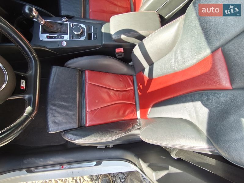 Седан Audi S3 2015 в Киеве