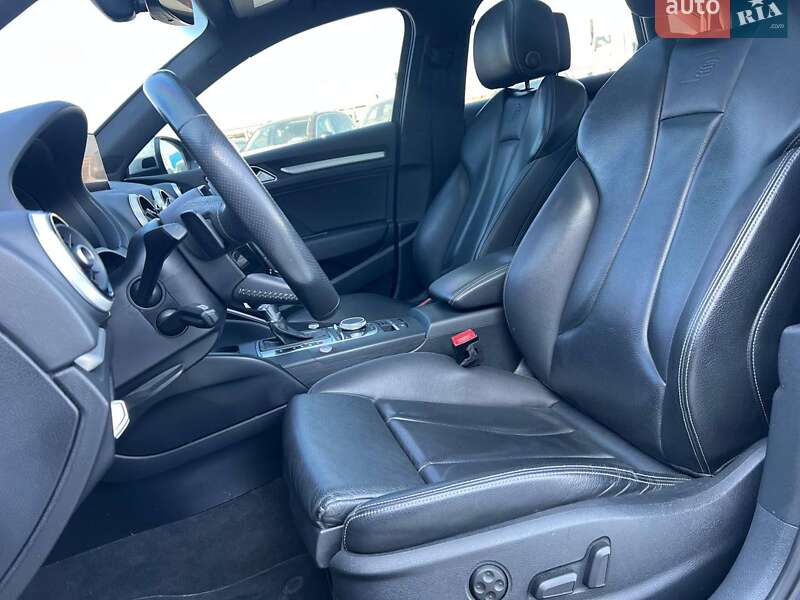 Седан Audi S3 2017 в Львове