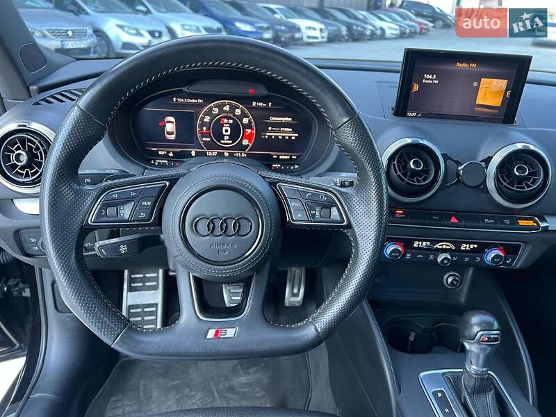 Седан Audi S3 2017 в Львове
