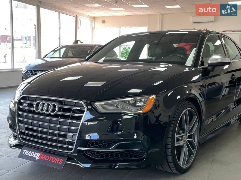 Седан Audi S3 2014 в Киеве