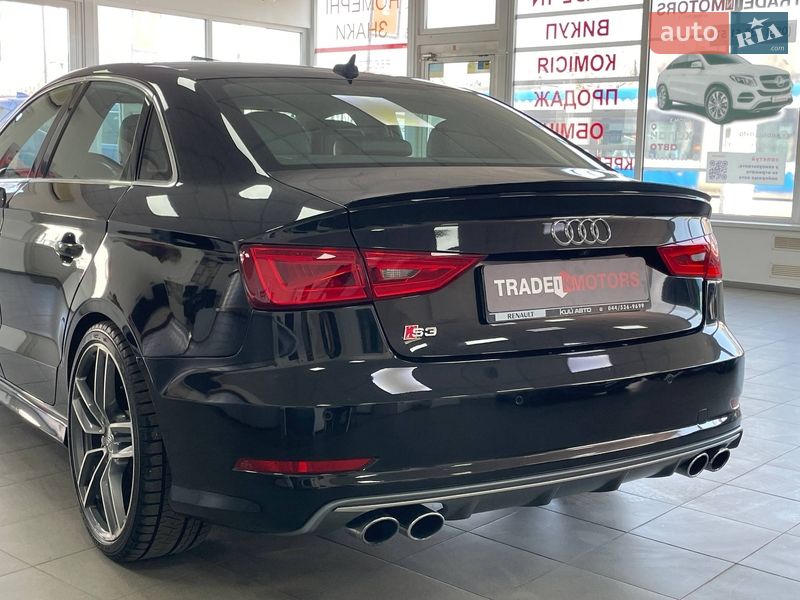 Седан Audi S3 2014 в Киеве