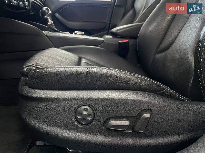 Седан Audi S3 2014 в Киеве