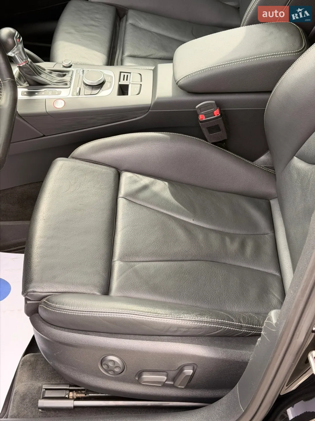 2016 Audi S3 - мініатюра 27
