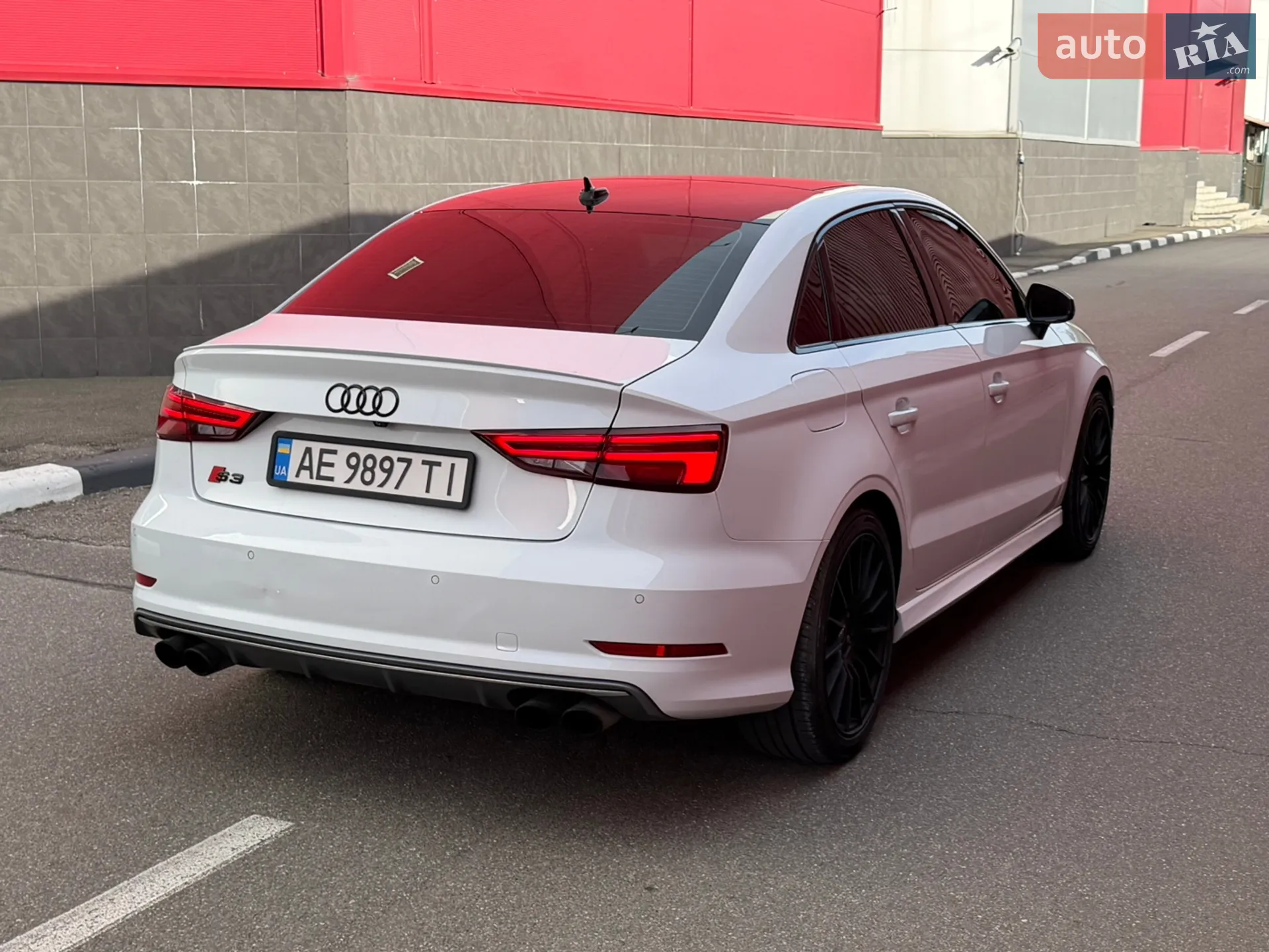 2015 Audi S3 - мініатюра 23