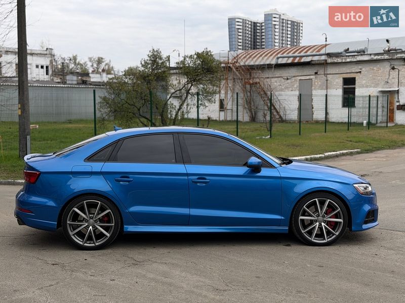 Седан Audi S3 2017 в Киеве