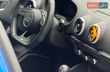 Седан Audi S3 2017 в Киеве