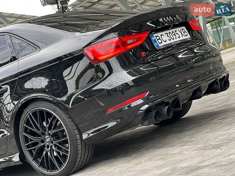 Седан Audi S3 2016 в Львове