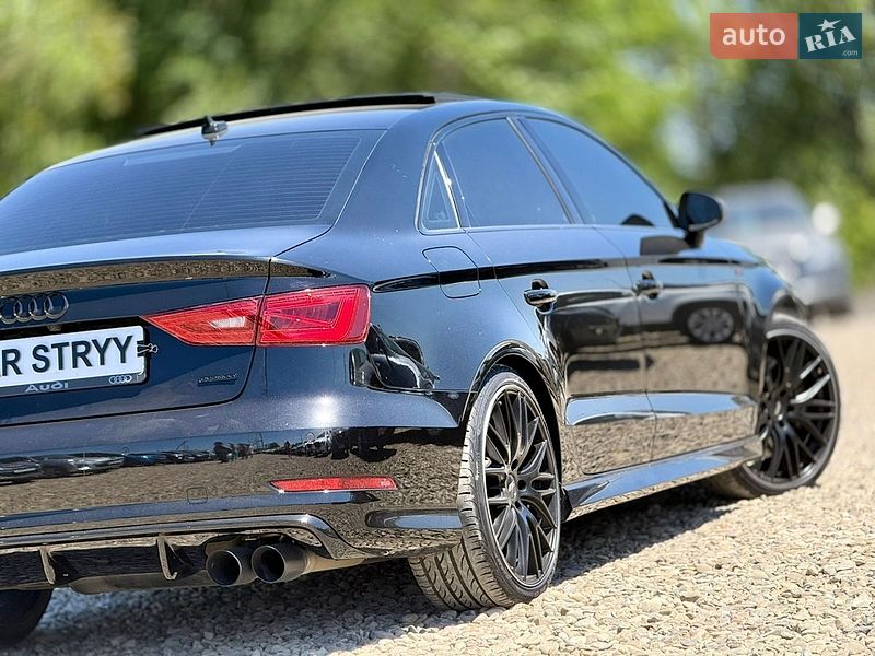 Седан Audi S3 2016 в Стрые