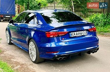 Седан Audi S3 2014 в Киеве