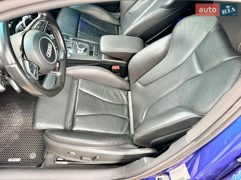 Седан Audi S3 2014 в Киеве