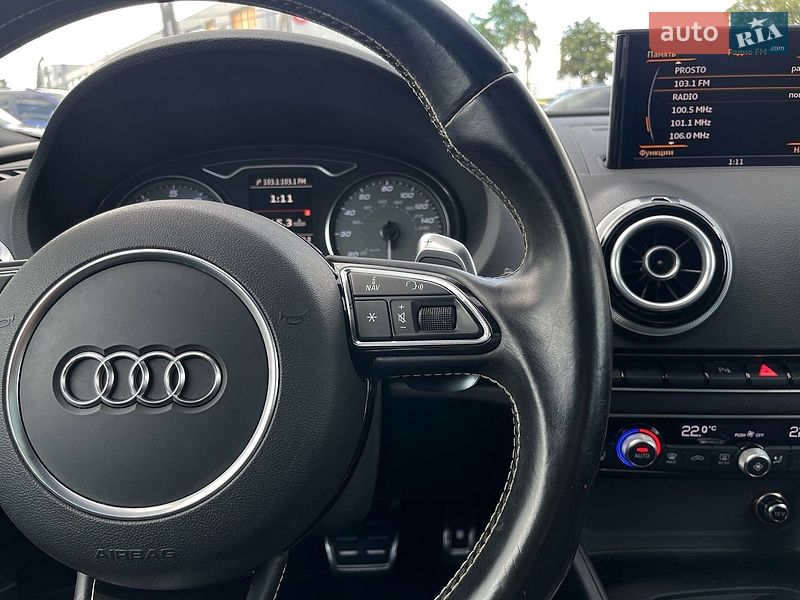Седан Audi S3 2014 в Киеве