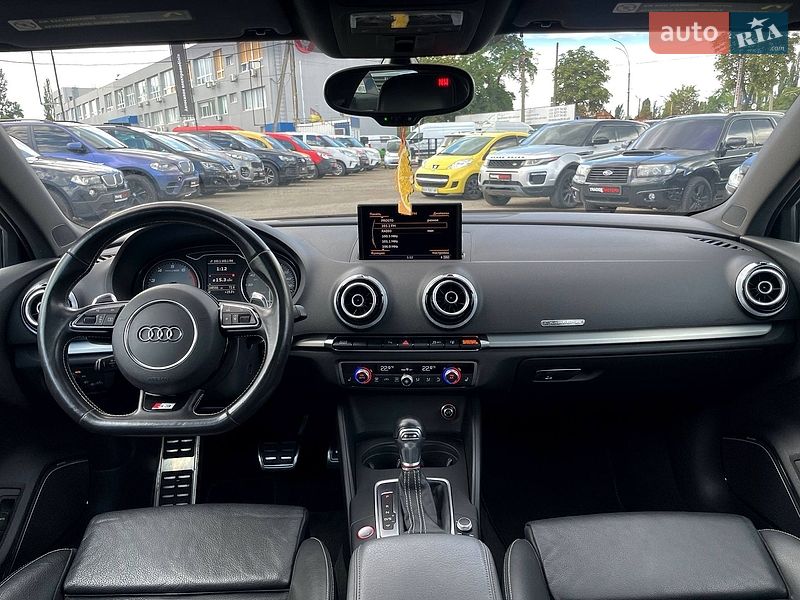 Седан Audi S3 2014 в Киеве