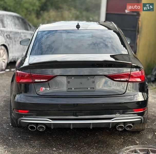 Седан Audi S3 2020 в Львові