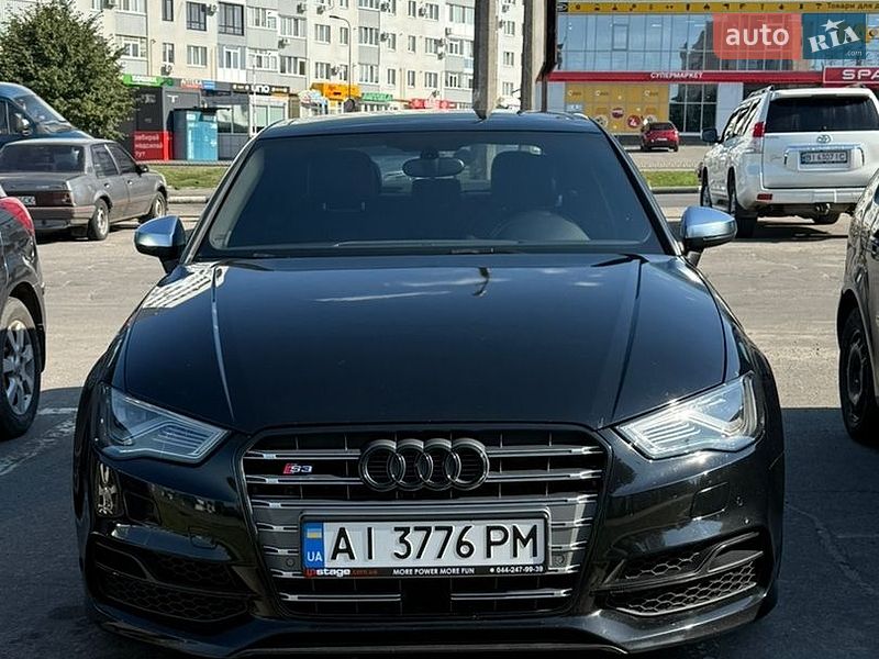 Седан Audi S3 2015 в Полтаві