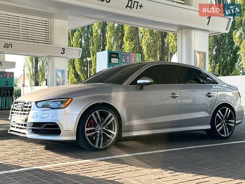 Седан Audi S3 2015 в Києві