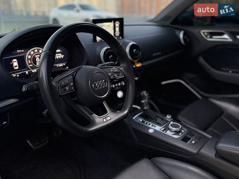 Седан Audi S3 2017 в Киеве фото 12 Седан Audi S3 2017 в Киеве