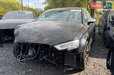 Седан Audi S3 2019 в Львові