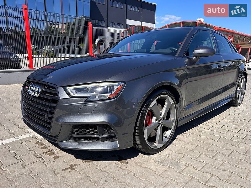 Седан Audi S3 2019 в Львове фото Седан Audi S3 2019 в Львове