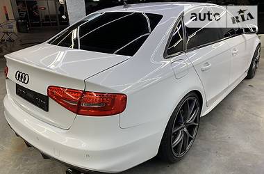 Седан Audi S4 2013 в 