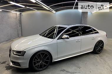 Седан Audi S4 2013 в 