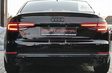 Седан Audi S4 2017 в Києві