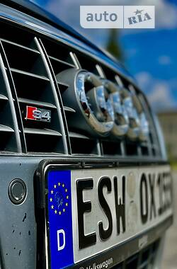 Седан Audi S4 2006 в 