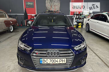 Седан Audi S4 2019 в Львове