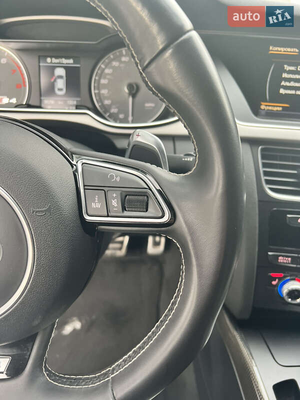 Седан Audi S4 2014 в Києві