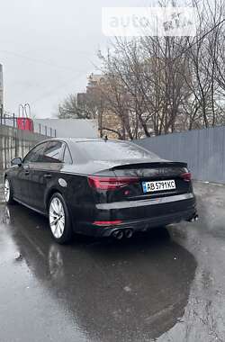 Седан Audi S4 2018 в Виннице