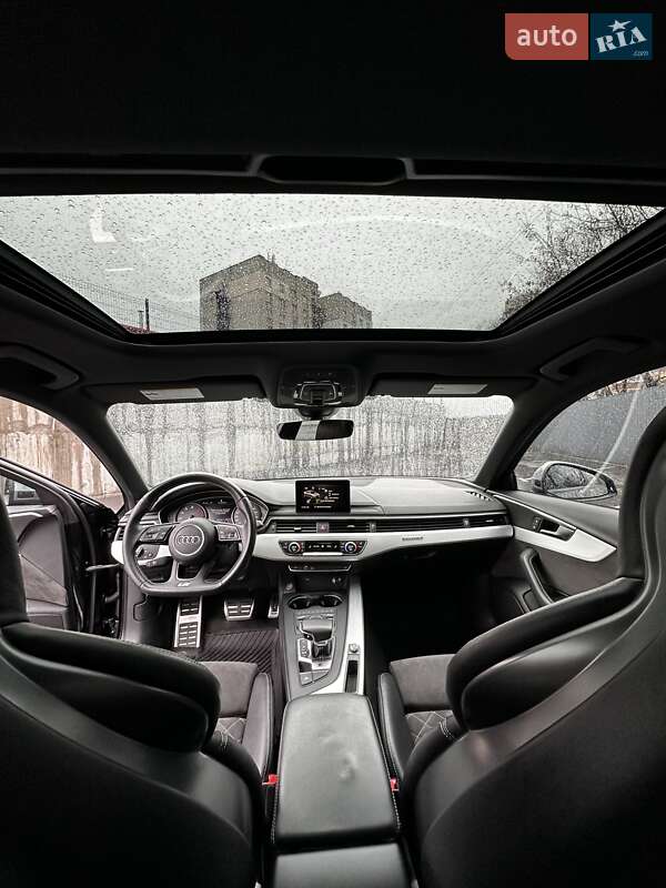 Седан Audi S4 2018 в Виннице