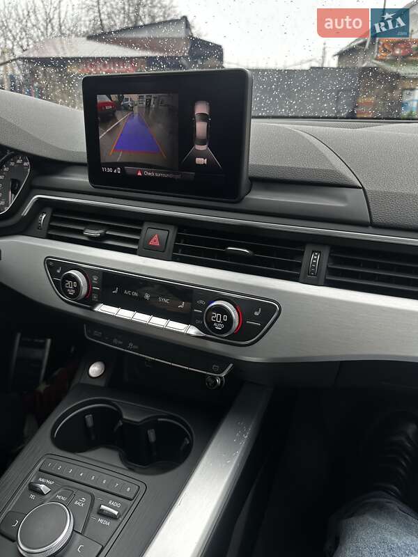 Седан Audi S4 2018 в Виннице