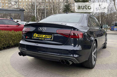 Седан Audi S4 2012 в 