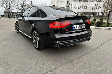 Седан Audi S4 2014 в Киеве