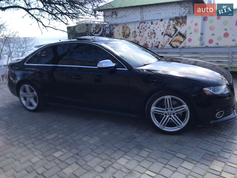 Седан Audi S4 2009 в Одесі