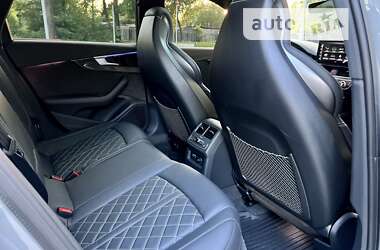 Седан Audi S4 2021 в Дніпрі