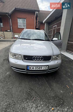 Универсал Audi S4 2001 в 